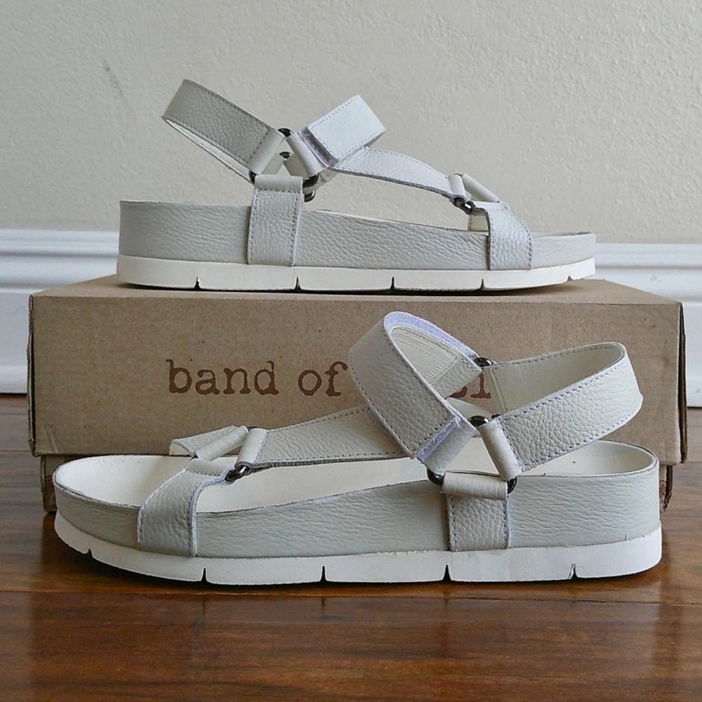 B.O.G Band of the Free Newport Sandals White Leather Size 9